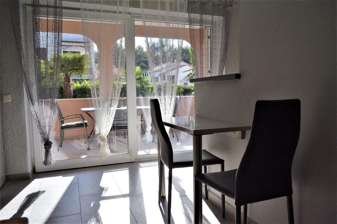 Apartments Sven-Marino بوريتش المظهر الخارجي الصورة